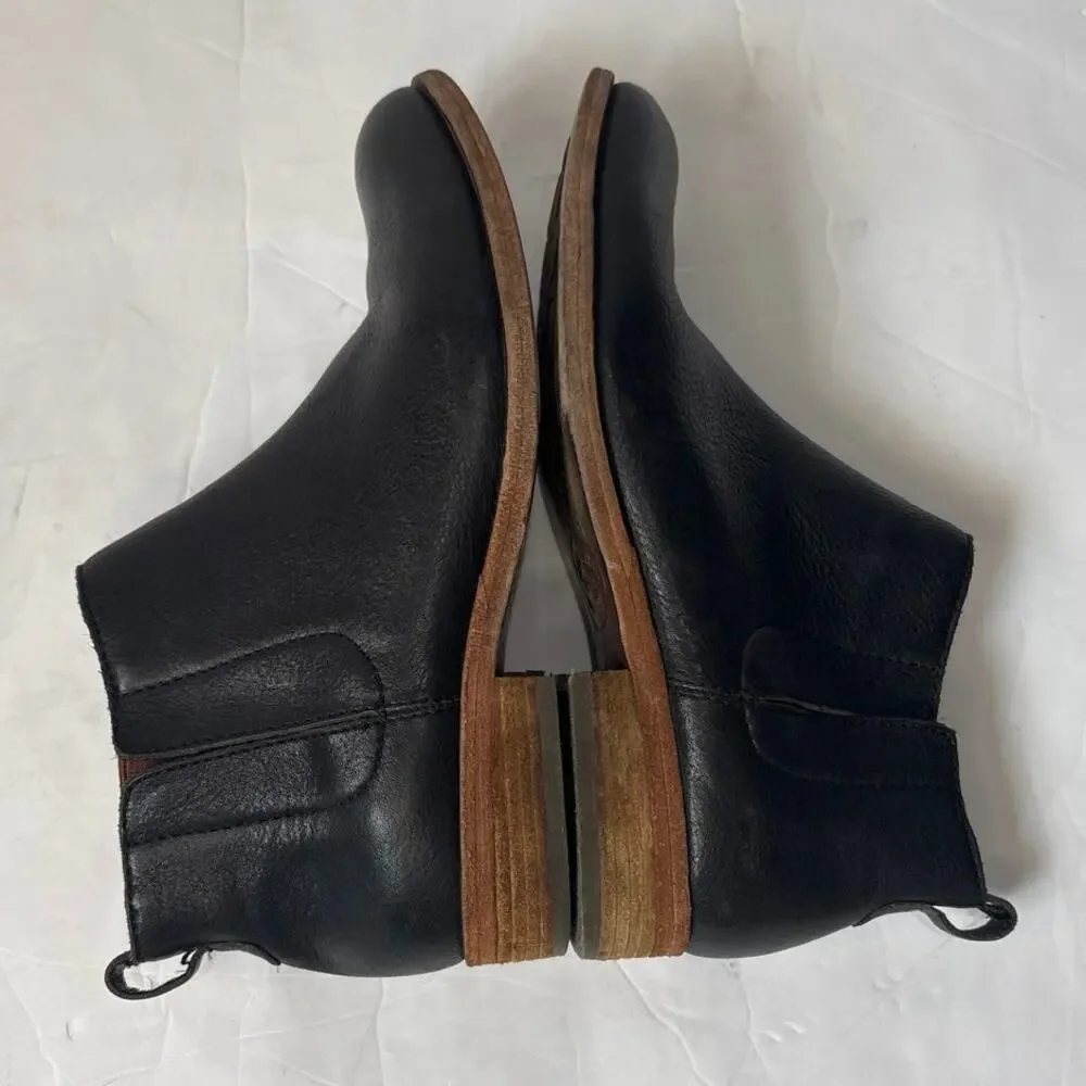 Kork- Ease Velma Chelsea Ankle Black Leather Boots Slip On Black Sz 6.5